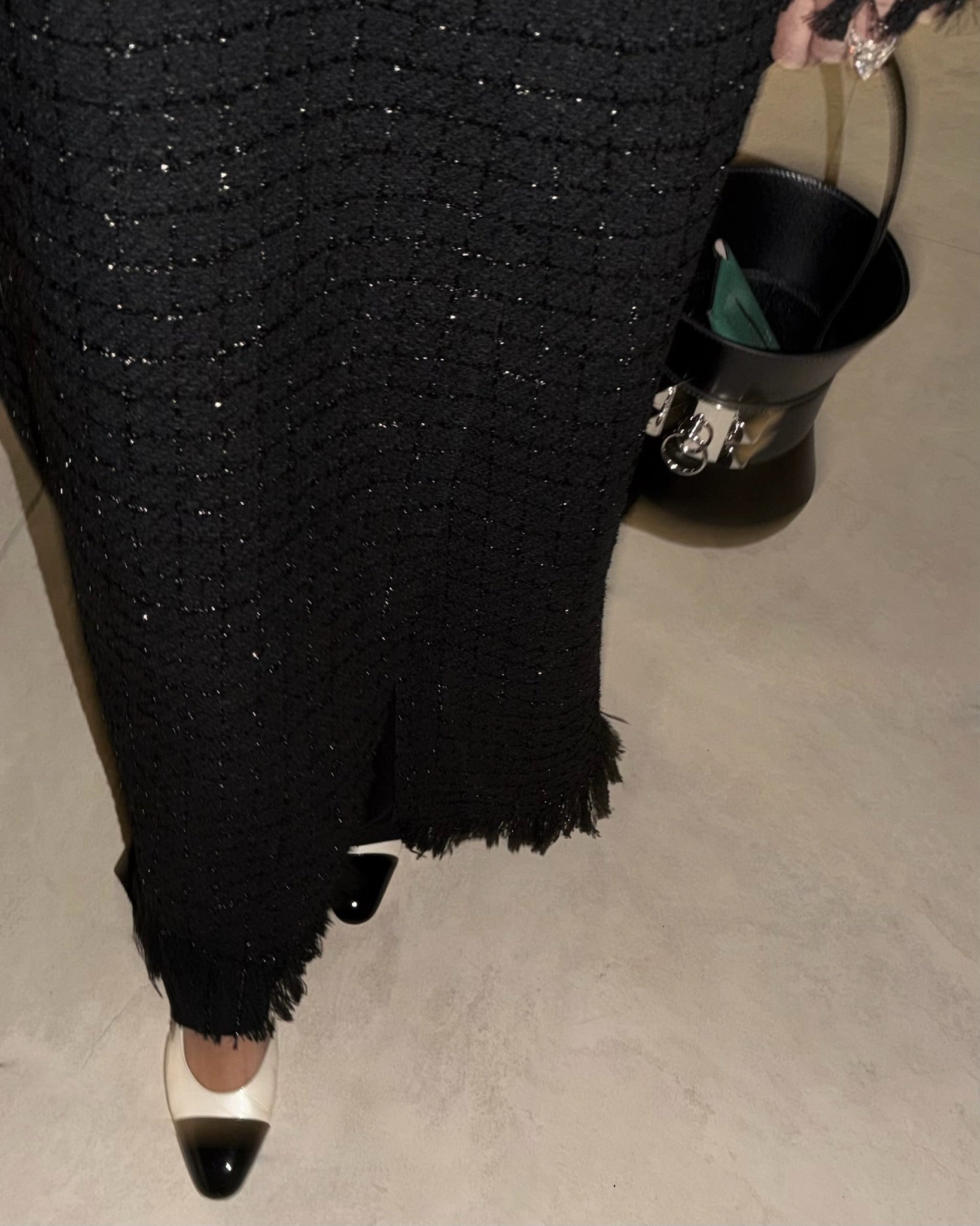 tweed light: check textured - black/black