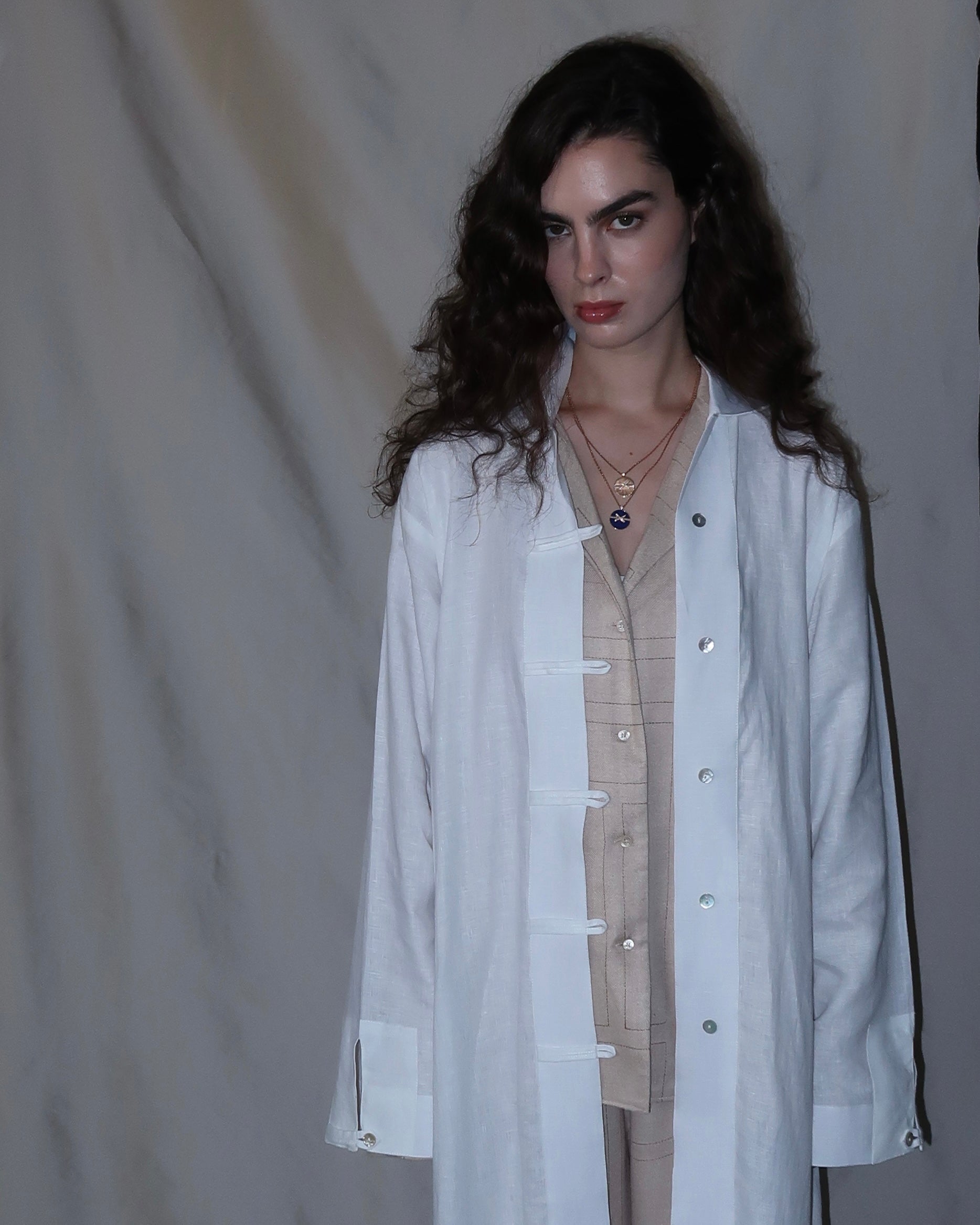 vintage shirt abaya - white