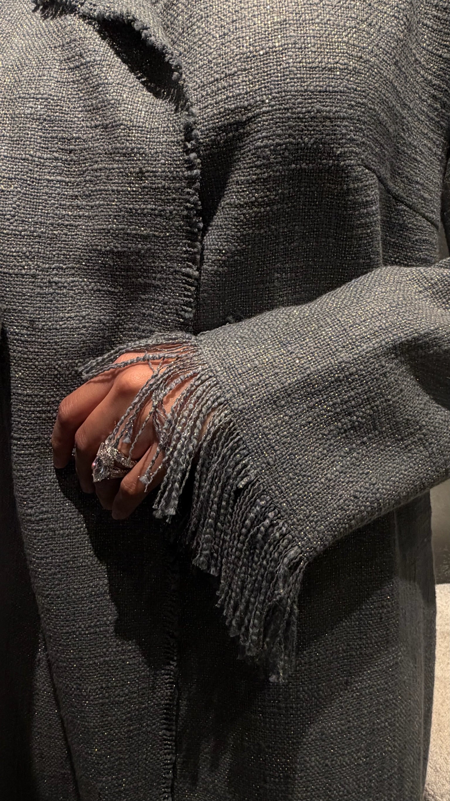 tweed light: metallic thread weave